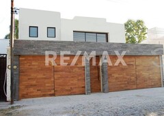 casa en venta jurica queretaro moderna