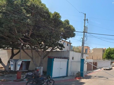 CASA EN VENTA EN FRACC. EL VALLE, TIJUANA, BAJA CALIFORNIA! - JCH