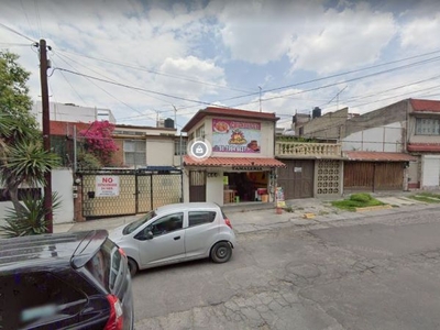 LR Casa en venta en Viveros de la Loma Tlalnepantla Estado de México