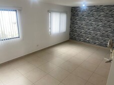 casa en renta sin amueblar en cumbres del sol monterrey patio 40 m2 y sotano