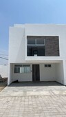 casa en venta en san jacinto, santiago momoxpan - 3 recámaras - 3 baños - 162 m2