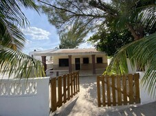 doomos. casa en la playa en venta en yucatan, en chicxulub puerto