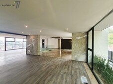en venta, casa con amplios espacios con jardin - 7 baños - 700 m2