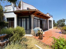 fabulosa casa en venta en las huertas, santa cecilia tepetlapa xochimilco - 6 recámaras - 4 baños