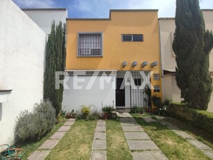 Casa en condominio en renta Bosques De Cantabria, Toluca