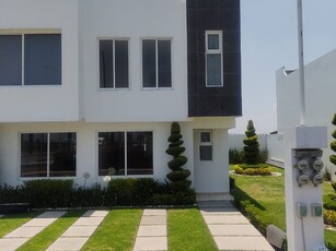 Casa en venta Paseos Del Bosque 2 Encino, Avenida Encino Mz 040, Ojo De Agua, Estado De México, México