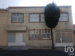 Casa en venta Calle Zumpango 200, Sor Juana Inés De La Cruz, Toluca De Lerdo, Toluca, México, 50040, Mex