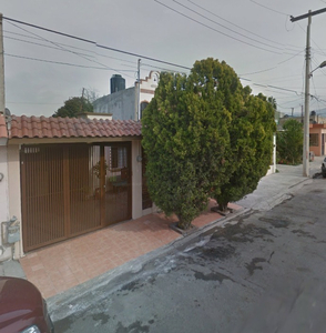 Casa En Remate En Oceanía, Saltillo, Coahuila, Aprovecha.-ao