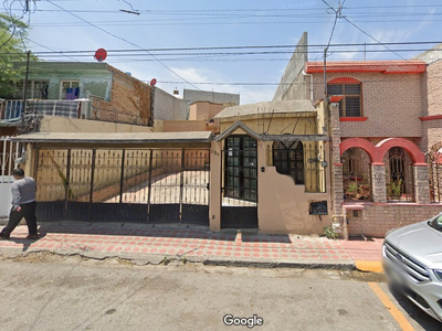 Casa En Venta Saltillo Centro, Coahuila. Remate!! -ems