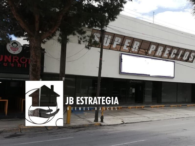 Gran Local Comercial En Blvd. V. Carranza 2900 M2