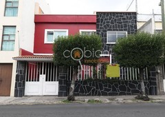 casa a pie de calle en venta en colonia santiago