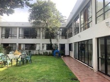 VENTA CASA EN JARDINES DEL PEDREGAL A UNOS PASOS DEL PARQUE