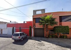 BONITA CASA EN VENTA