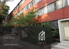 doomos. vendo departamento con excelente ubicacion junto al metro tlatelolco, en remate ega