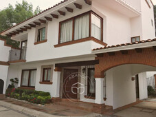 bellisima casa en venta en condominio. vigilancia 24hrs calacoaya - 4 recámaras - 256 m2