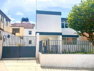 Casa en renta Santa Cruz Del Monte, Naucalpan De Juárez