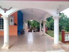 Doomos. Venta residencia con amplio terreno en Sitpach Norte de Yucatan
