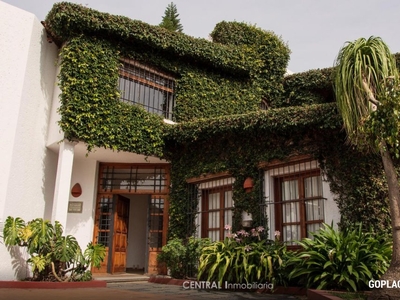 Casa En Venta Recta A Cholula De 750m2 Estilo Rustico Con Increible Vinculacion Con La Naturaleza, Puebla de Zaragoza