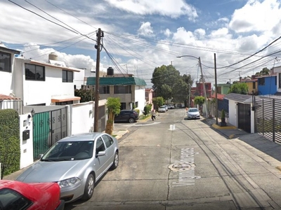 Casa en Venta - VIRGINIA FABRERAS FRACC CIUDAD SATELITE NAUCALPAN EDO MEX , Mexico - 3 habitaciones - 2 baños