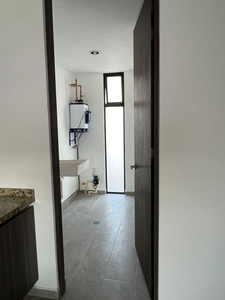 Venta de Hermosa casa de 2 Niveles en fraccionamiento Cañadas del Arroyo Corregidora $2,790,000