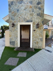 Casas en venta - 410m2 - 3 recámaras - Las Quintas - $11,900,000