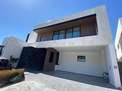 Casa En Venta En Sierra Alta 9 Sector Carretera Nacional Monterrey N L $15,700,000
