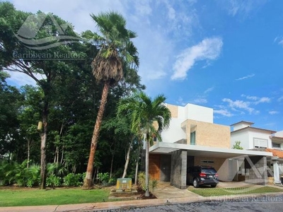 Casa en Venta en Cumbres Cancun / Codigo: B-NPM6243