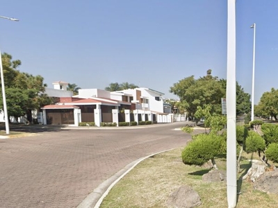 CASA EN VENTA EN FRACC. BUGAMBILIAS, ZAPOPAN, JALISCO