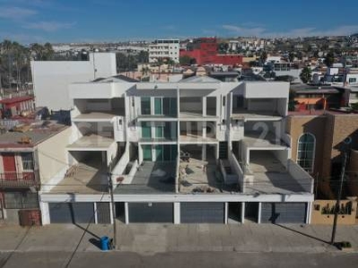 CASA EN VENTA EN PLAYAS DE TIJUANA SECCION JARDINES, TIJUANA BAJA CALIFORNIA.