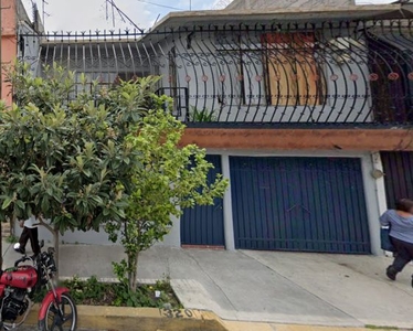 CASA EN VENTA REFORMA NEZAHUALCOYOTL