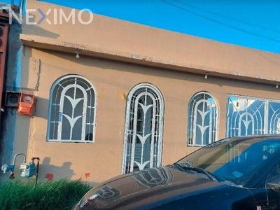 Casa en Venta de REMATE Bancario cerca del Hospital #66, Cd Juárez Chihuahua