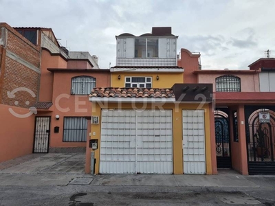 Casa en Venta en Cofradía II, Sección Lagos.