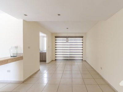 CASA EN VENTA EN PRIVADA VILLA VERDE