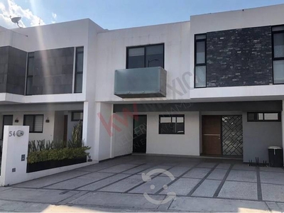 VENTA DE CASA MODERNA EN LA ZONA DE VILLAS EL