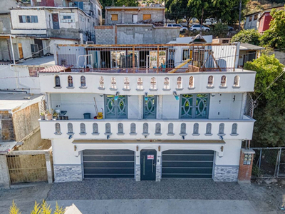 Casa En Venta En Defensores De Baja California