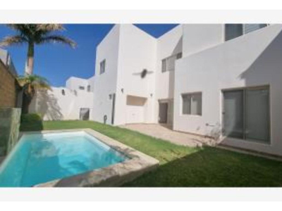 Casa En Venta En Fracc Las Villas