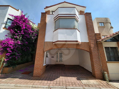 Casa En Venta En Miguel Hidalgo 3a Sección