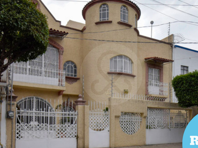 Casa En Venta En Nueva Santa Maria