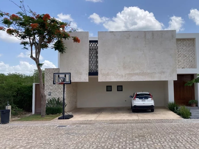 Casa(9) En Renta En Soluna, Temozón Norte