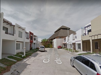 Excelente Oportunidad, Casa en calle: HIPODROMO DE LAS AMERICAS,JALISCO