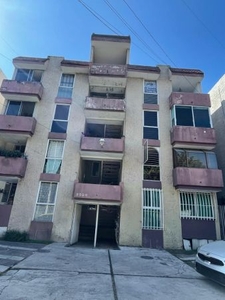 Venta de departamento en Zapopan zona las fuentes $2,200,000