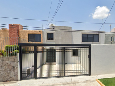 Casa En Satelite, Naucalpan. Inversión En Remate Bancario.