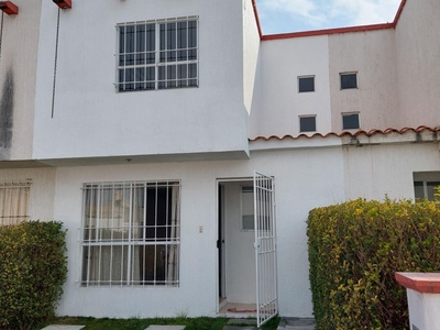 Casa en condominio en venta Privada Número 7, Fraccionamiento Villas Del Sauce, San Antonio La Isla, México, 52280, Mex