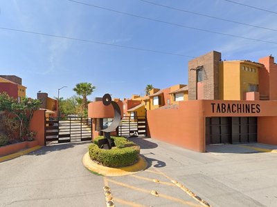 Casa En Venta En El Residencial Quintas Campestres Los Laureles, Torreón. Lr