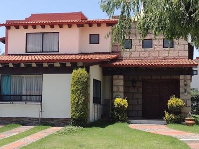 Casa en venta Valle De Zamarrero, Avenida Altamirano, Las Culturas, Toluca De Lerdo, Estado De México, México