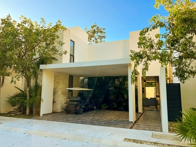 Doomos. Casa en Playa del Carmen