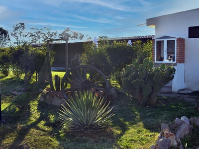 Doomos. Rancho por la entrada a Tequisquiapan A LA VENTA