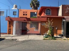 en venta, boulevares casa 3 recámaras, 2 baños, cto servicio 2 autos