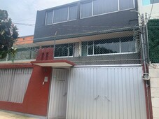 en venta, excelente oportunidad casa frente a viveros aprovecha - 3 recámaras - 300 m2