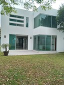 en venta, hermosa casa nueva en jardines de san mateo - 3 recámaras - 330 m2